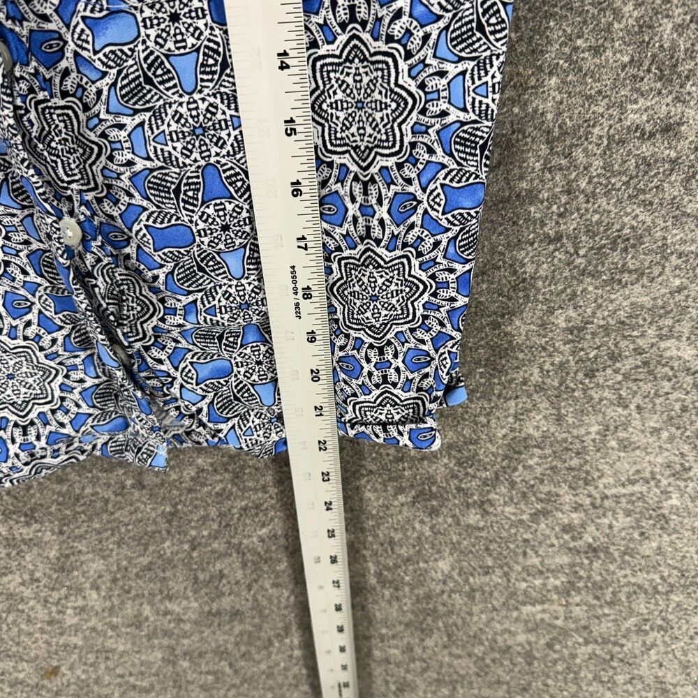 Dana Buchman Shirt Women S Small Blue Geometric Button Up V-Neck Short Sleeve - Picture 6 of 7